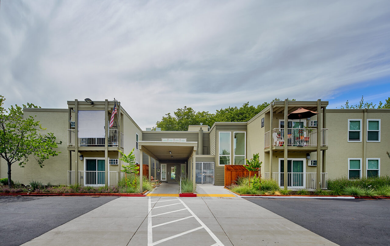 Hookston Senior Apartments in Pleasant Hill, CA / Contra Costa